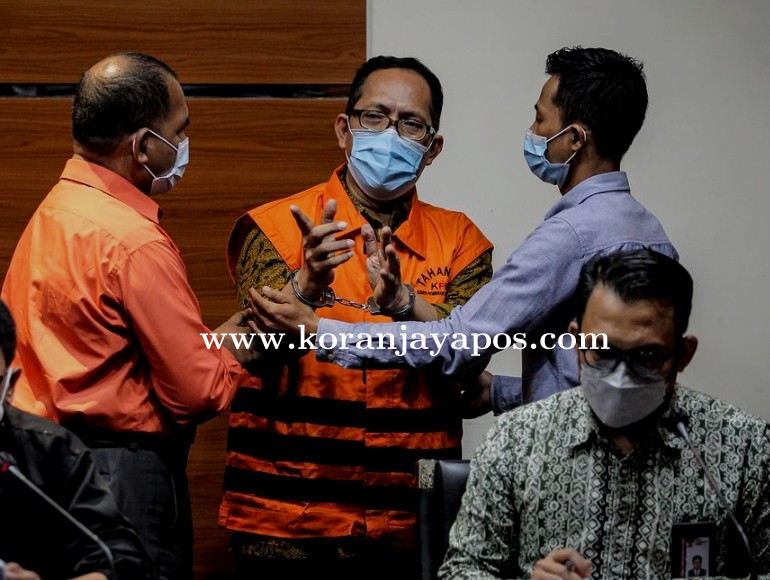 Publik Menilai Sudah Mencederai Nilai Demokrasi Hukum,Mantan Hakim Ex Koruptor Diangkat Jadi ASN Di Surabaya