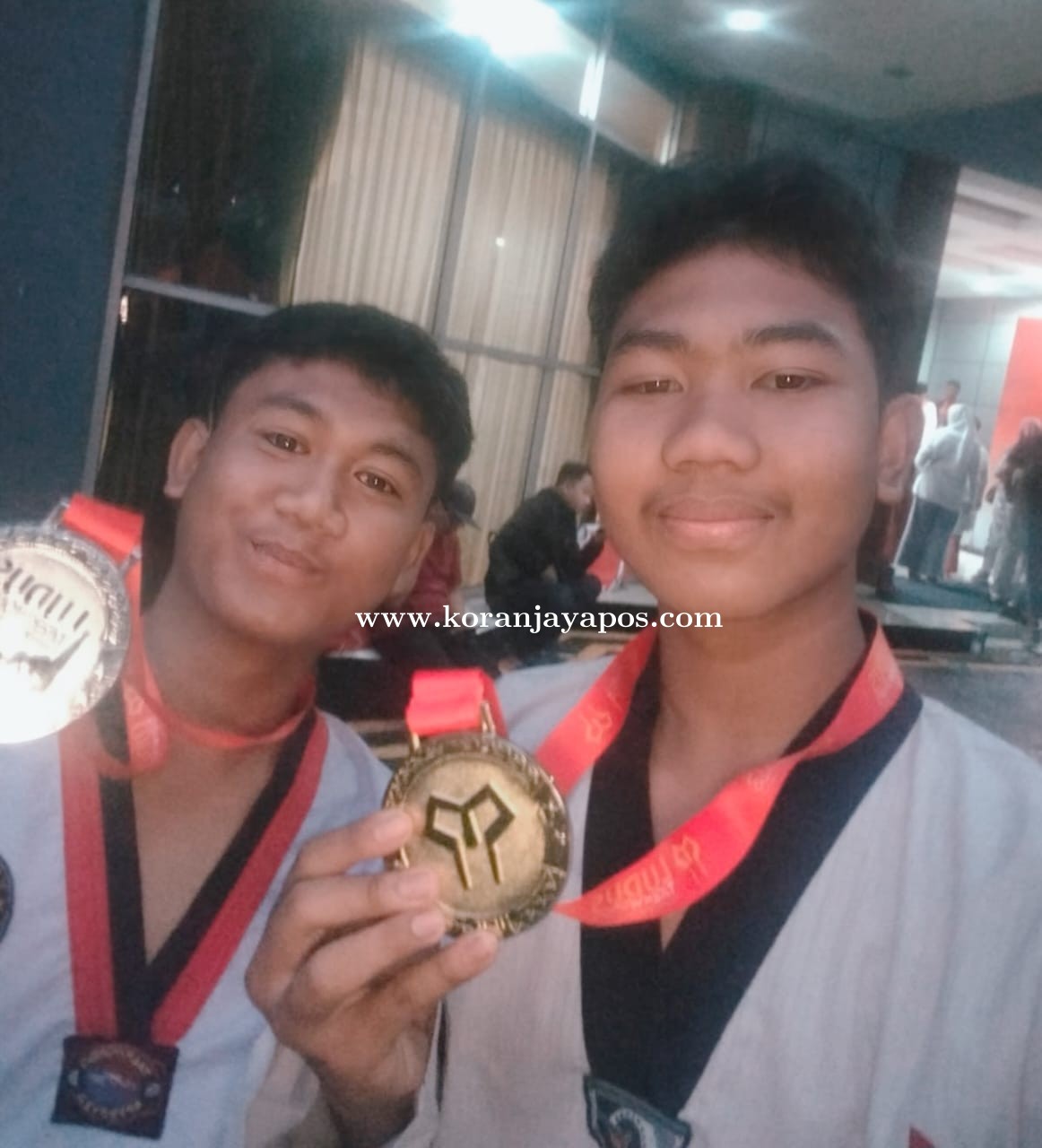 Dua Atlet Muda Sakti Club RPTRA Pulogebang Raih Emas dan Perak di KONI Taekwondo Championship 2025