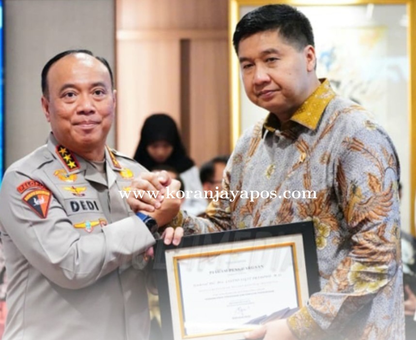 Polri Menerima Penghargaan Dari Menteri PKP Atas Dukungan Pembangunan 3 Juta Rumah Subsidi